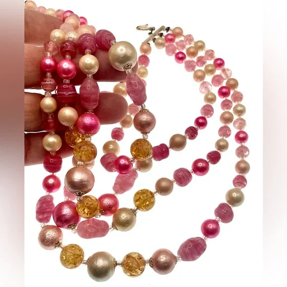 Vintage Signed Japan Multistrand Acrylic and Molded Glass Beaded Necklace MCM - Picture 7 of 9